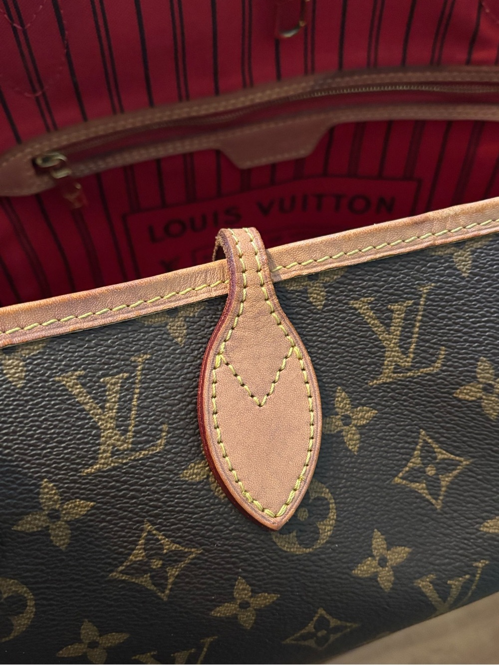 Louis Vuitton Monogram Canvas Neverfull MM Tote with Matching wristlet - Picture 8 of 12